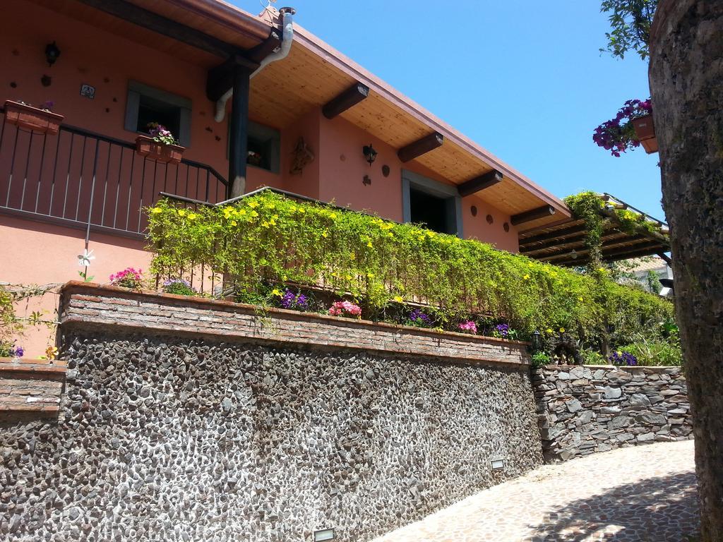 Etma Bed & Breakfast Sant'Alfio Ngoại thất bức ảnh