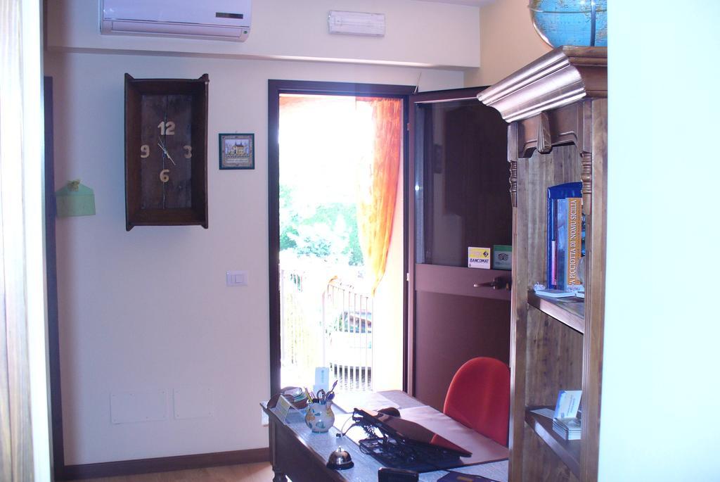 Etma Bed & Breakfast Sant'Alfio Ngoại thất bức ảnh